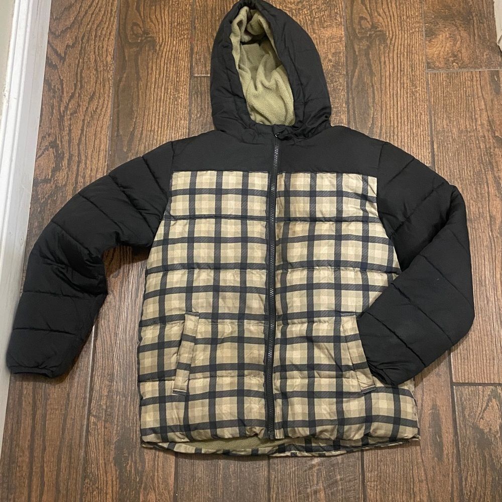 10/$50 Swiss Tech Boys Puffer Jacket Size L (10-12)
